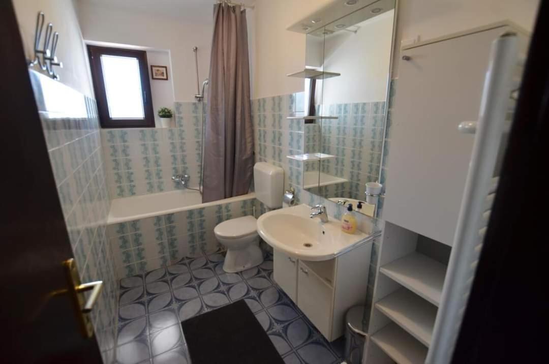 Tony Apartments Rovinj Phòng bức ảnh